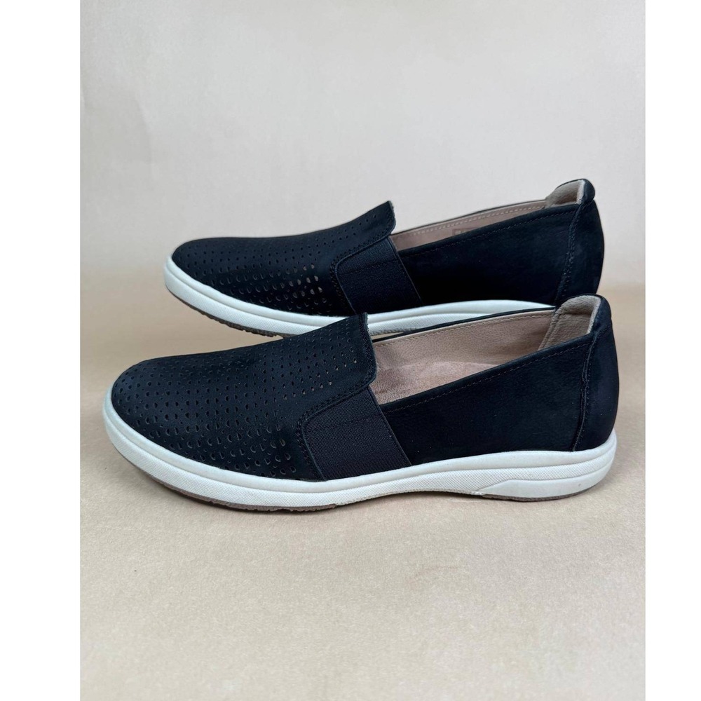 Earth Origins Elin 7 Wide Black Nubuck Perforated Slip On Sneakers Shoes